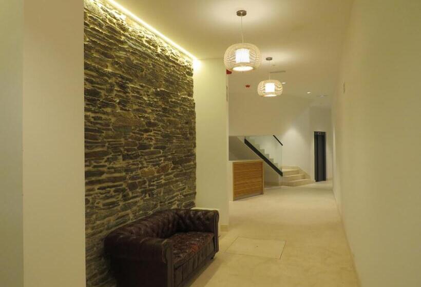 Apartamentos Armanya 3