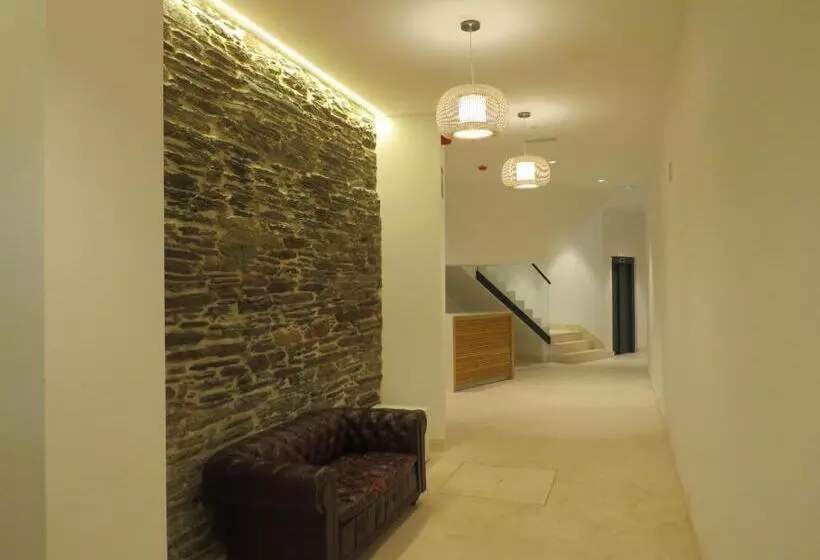 Apartamentos Armanya 3