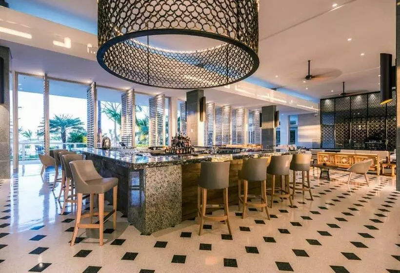 Dreams Karibana Cartagena Golf & Spa Resort