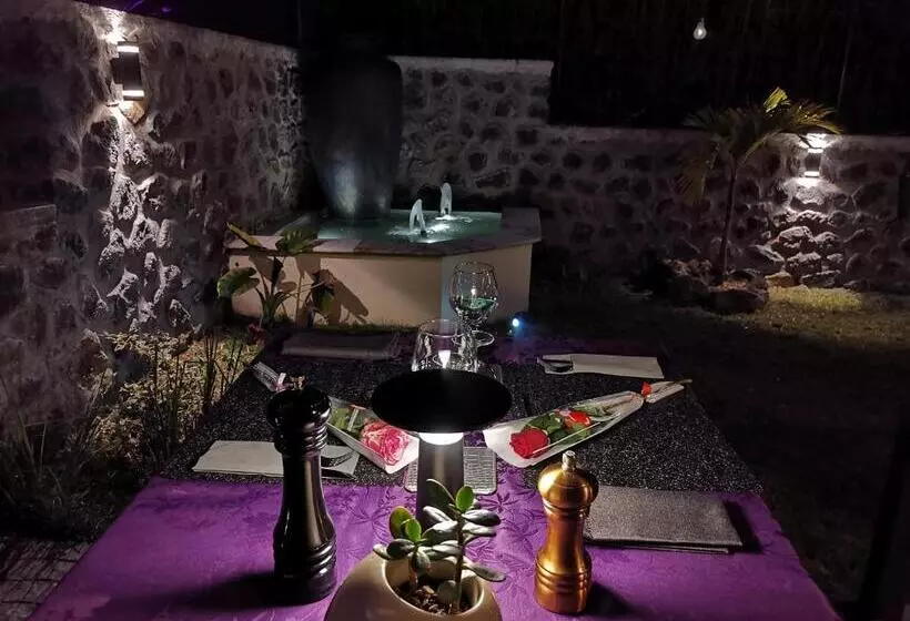 Hostal 170 Room 14 Service Appartement