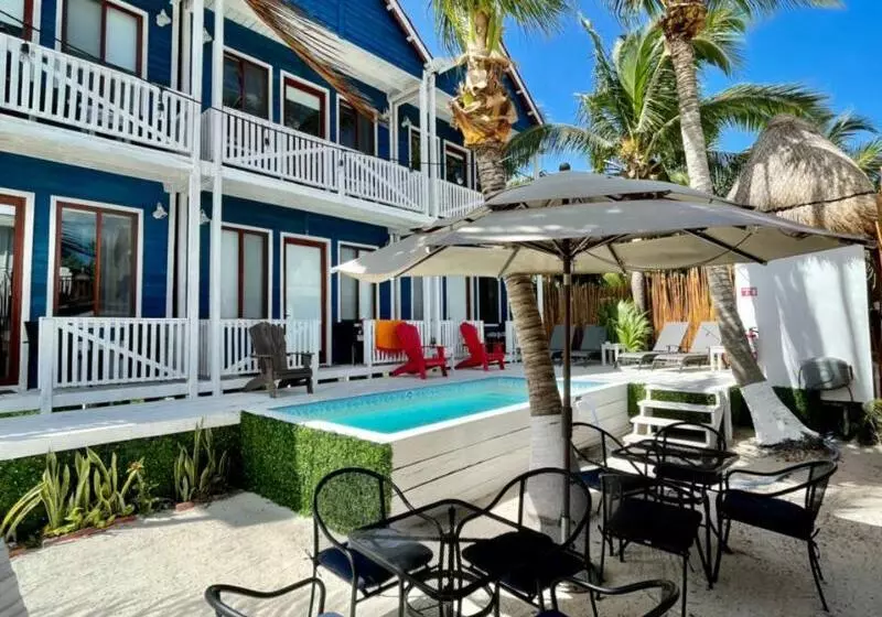 Hotelli Marina Sunrise