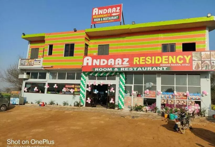 ホテル Oyo 87549 Andaaz Residency Room & Restaurant