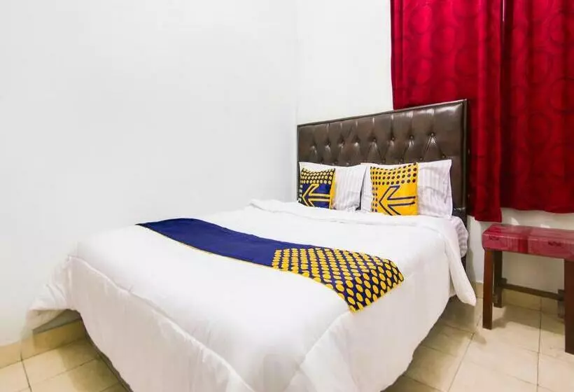 هتل Oyo 91063 Kost Bunga