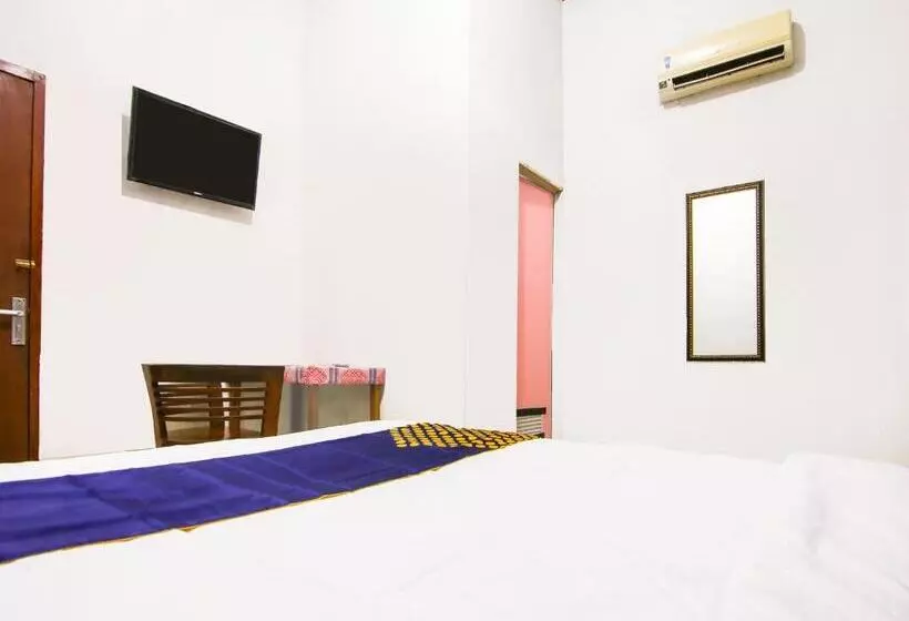 هتل Oyo 91063 Kost Bunga