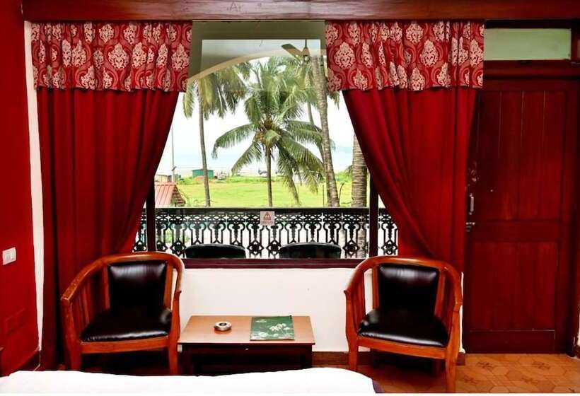 Hotel Swim Sea Beach Resort, Panjim