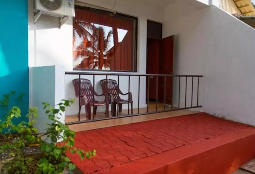 ホテル Swim Sea Beach Resort, Panjim