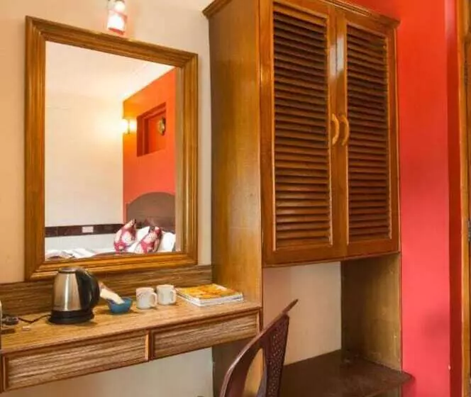 ホテル Swim Sea Beach Resort, Panjim