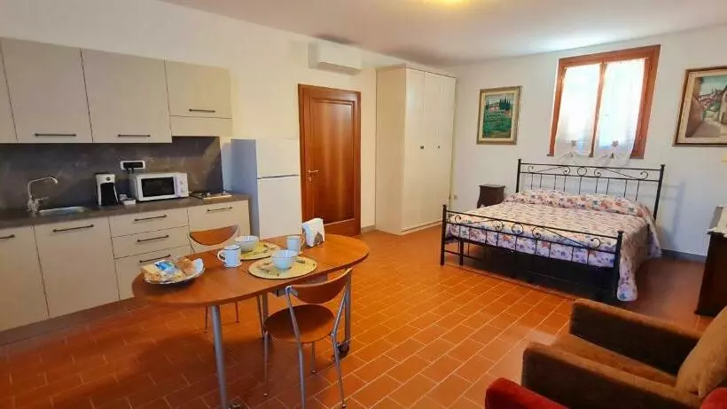 Majatalo Alloggio Gli Scoiattoli