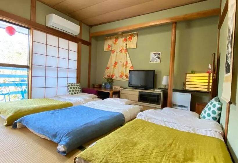 旅館 Hanamizuki Onsen Resort