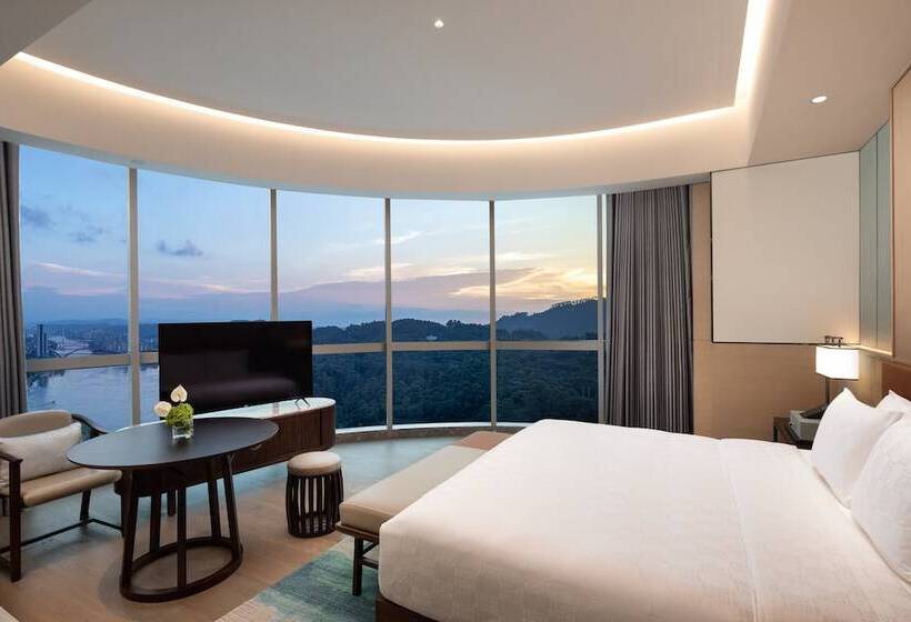 Hotel Hualuxe Yibin, An Ihg