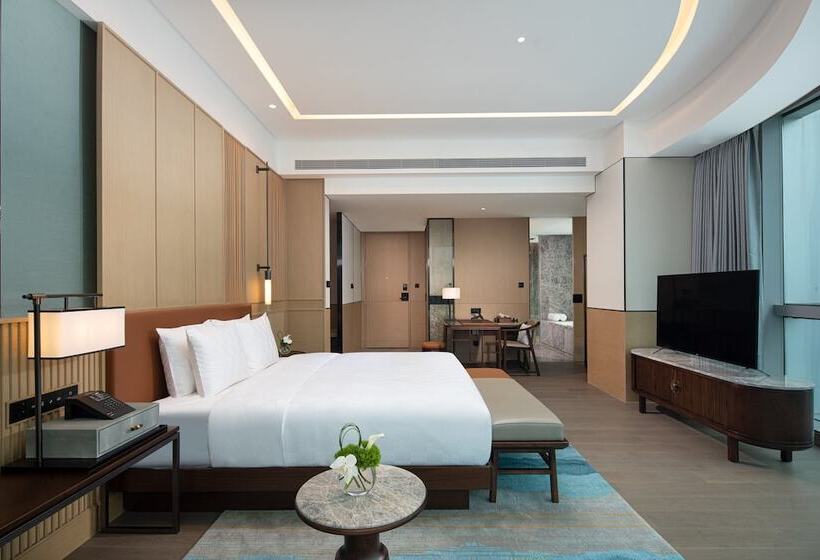 Hotel Hualuxe Yibin, An Ihg