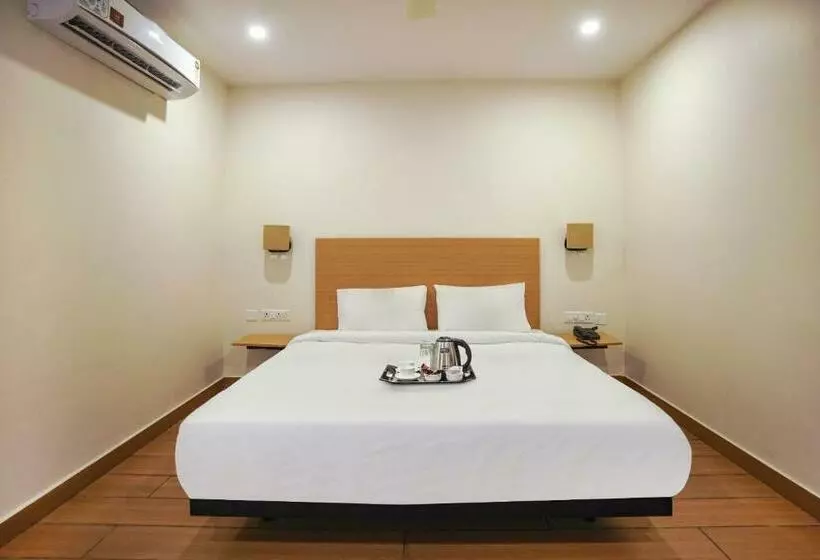 هتل Super Townhouse The Pallagio