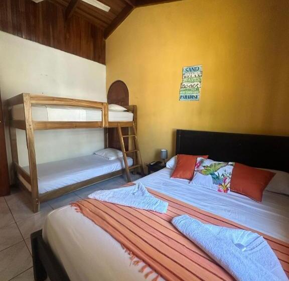 تختخواب و صبحانه Hospedaje Colibri