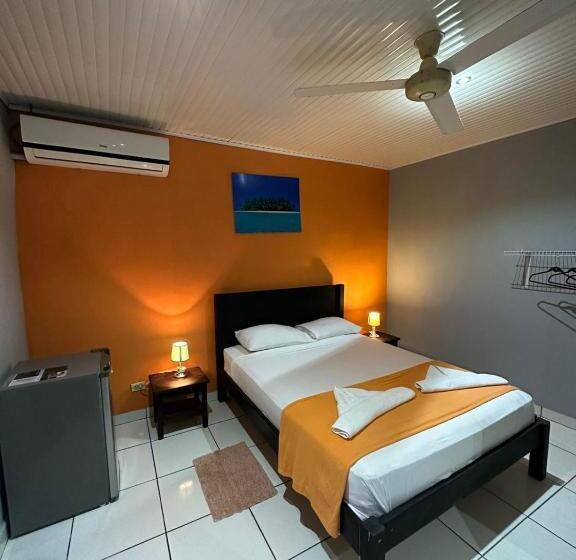 تختخواب و صبحانه Hospedaje Colibri