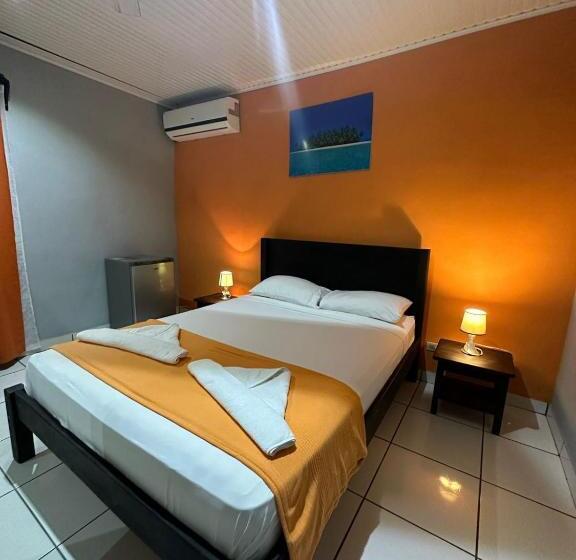 تختخواب و صبحانه Hospedaje Colibri