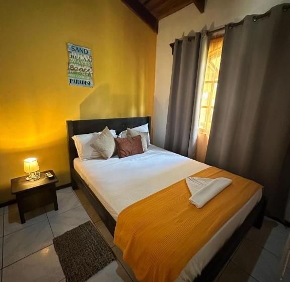 تختخواب و صبحانه Hospedaje Colibri