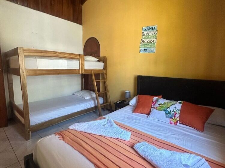 تختخواب و صبحانه Hospedaje Colibri