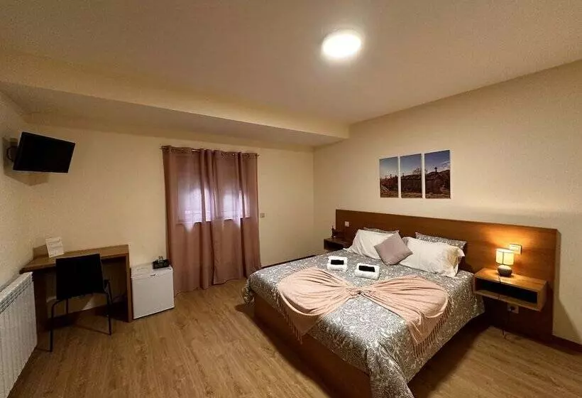 Aamiaismajoitus (B&B) Outeiro Do Moinho