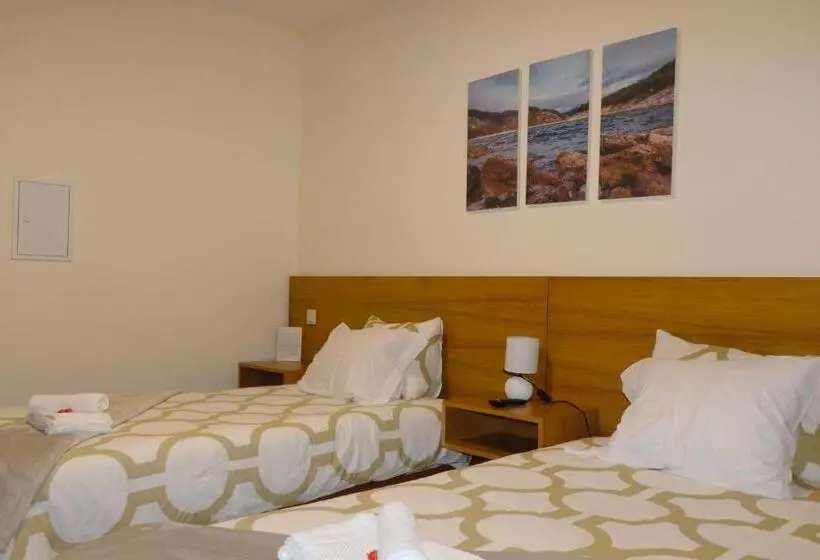 Aamiaismajoitus (B&B) Outeiro Do Moinho