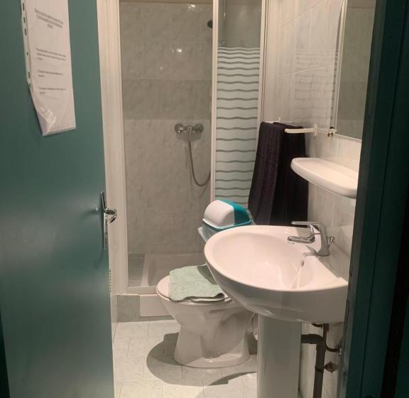 هتل Le Saint Sauveur