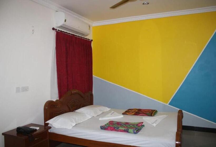 Hotell Sudhiksha Deluxe