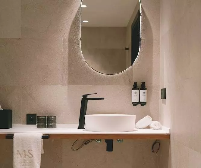 Boutique Hotel Petit Montisión