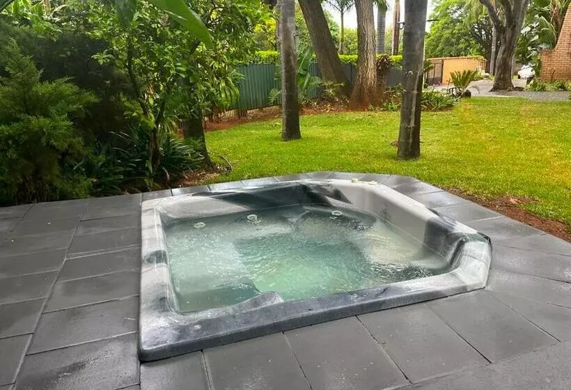 ペンション Grafiti Boutique