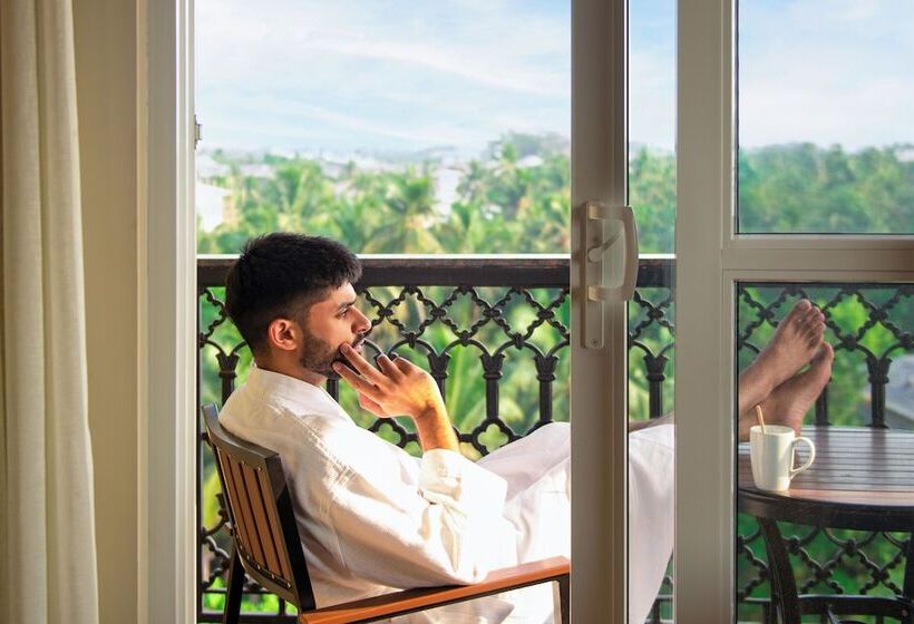 בית מלון כפרי Fairfield By Marriott Goa Calangute