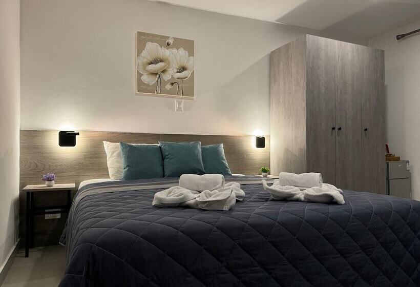 בית מלון כפרי Oasis Dream Holidays   La Petite France