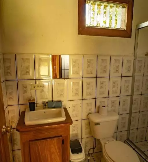 پانسیون Cowboy Hostel   Habitaciones Con Baño Privado