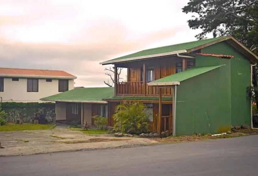 بنسيون Cowboy Hostel   Habitaciones Con Baño Privado