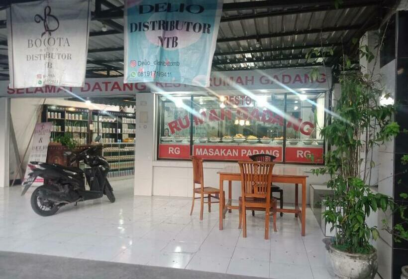 Пансион Guesthouse Rumah Gadang Lombok