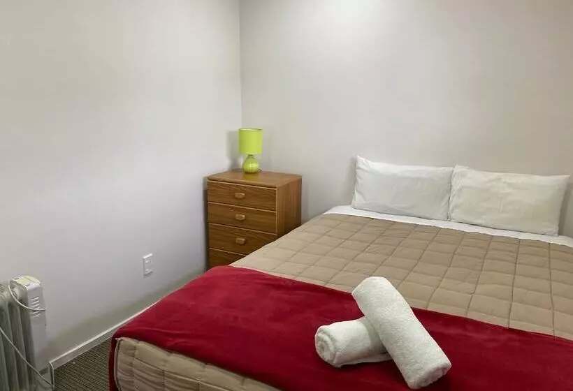 Southern Comfort Motel