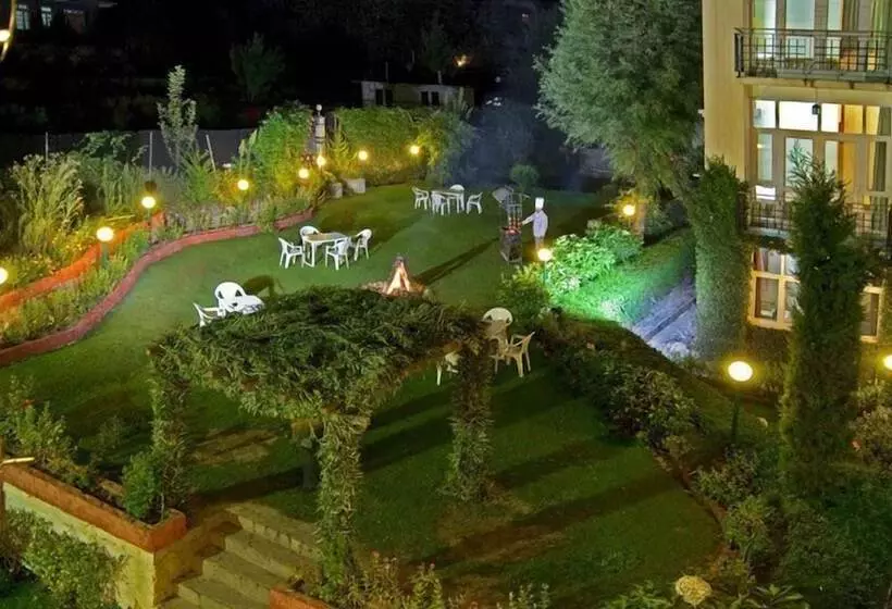 Hotel Pride De Vivendi Resort Manali