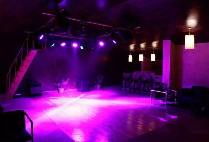 Hotel Pride De Vivendi Resort Manali