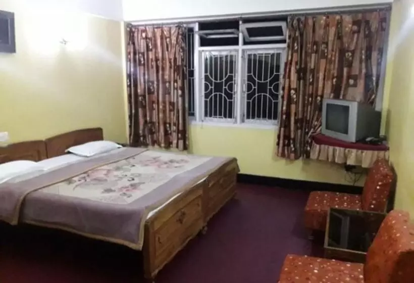 هتل Goroomgo Shambhu Darjeeling