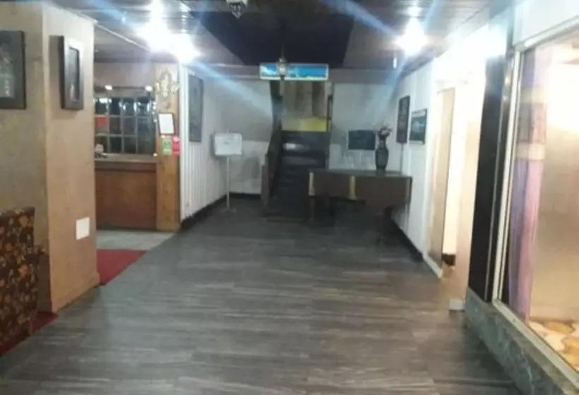 هتل Goroomgo Shambhu Darjeeling