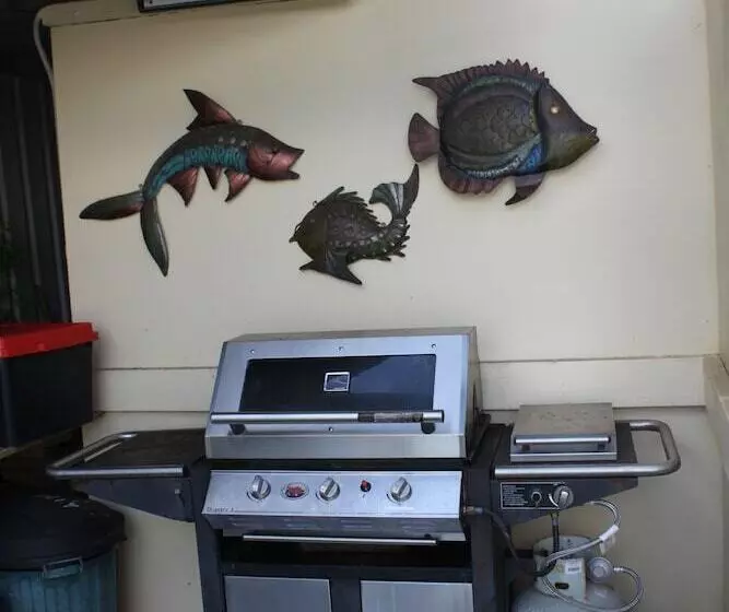 ホテル Marcel Towers Holiday Apartments