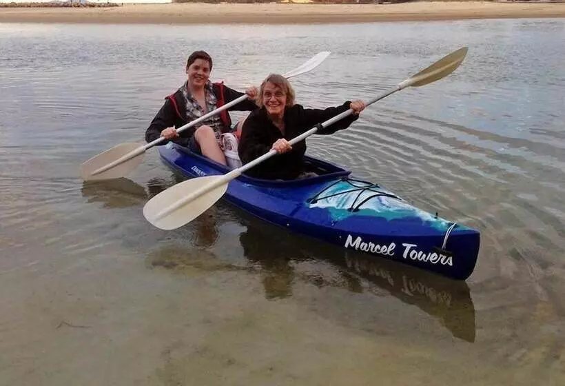 ホテル Marcel Towers Holiday Apartments