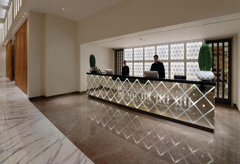 فندق Orange Megastructure Llp