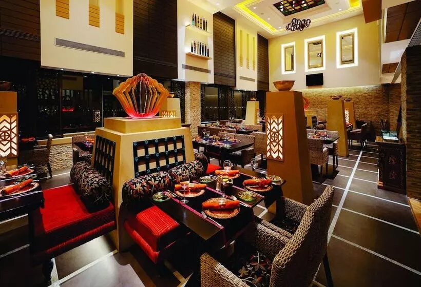 Hotel Orange Megastructure Llp