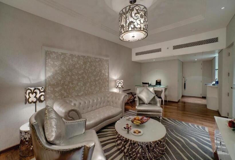 فندق Orange Megastructure Llp