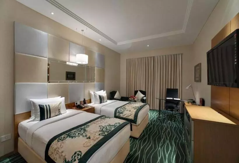 Hotel Orange Megastructure Llp