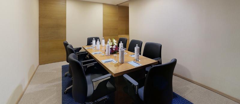 فندق Orange Megastructure Llp