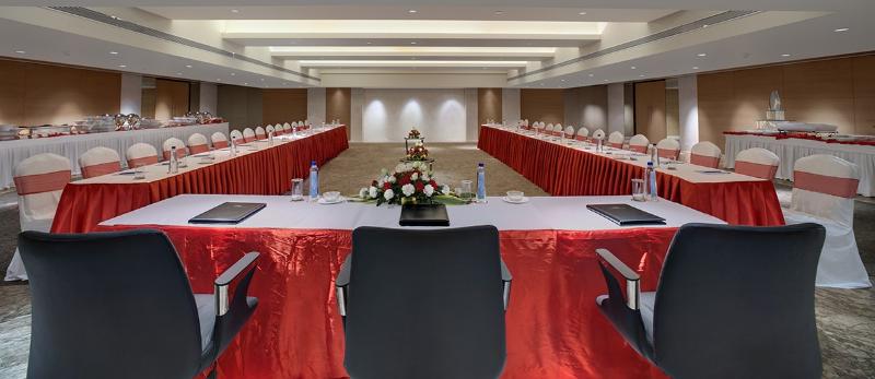 فندق Orange Megastructure Llp