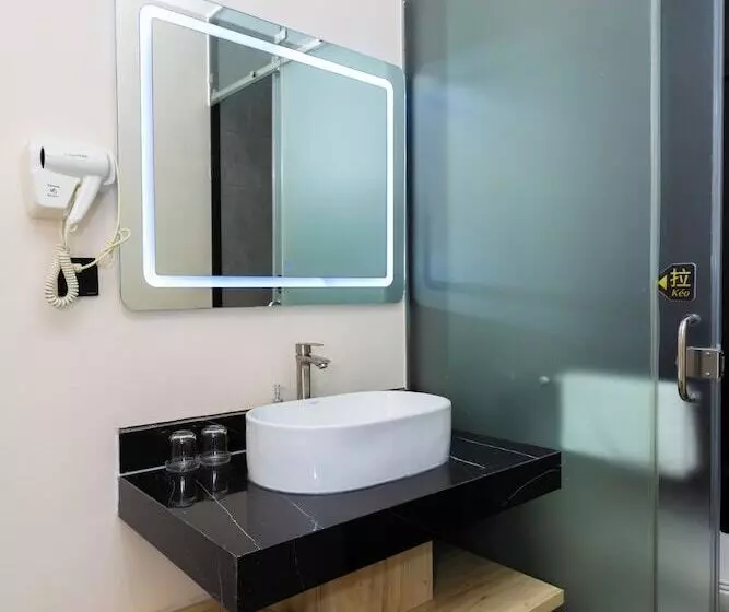 هتل Phuoc Loc Tho 2