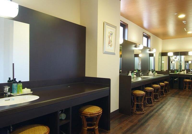 هتل Route Inn Grantia Akita Spa Resort