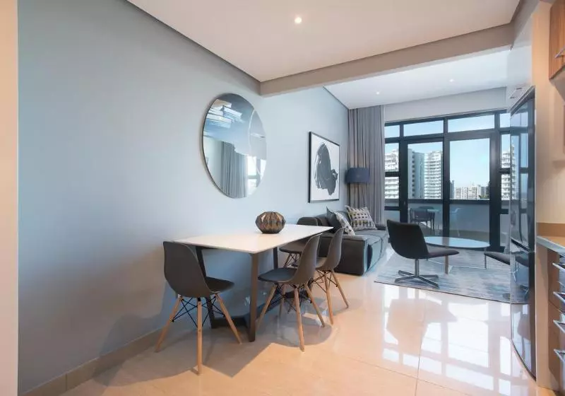 هتل The Capital Pearls