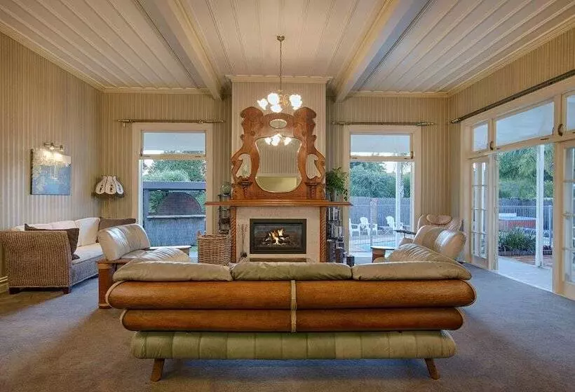 모텔 Warkworth Lodge