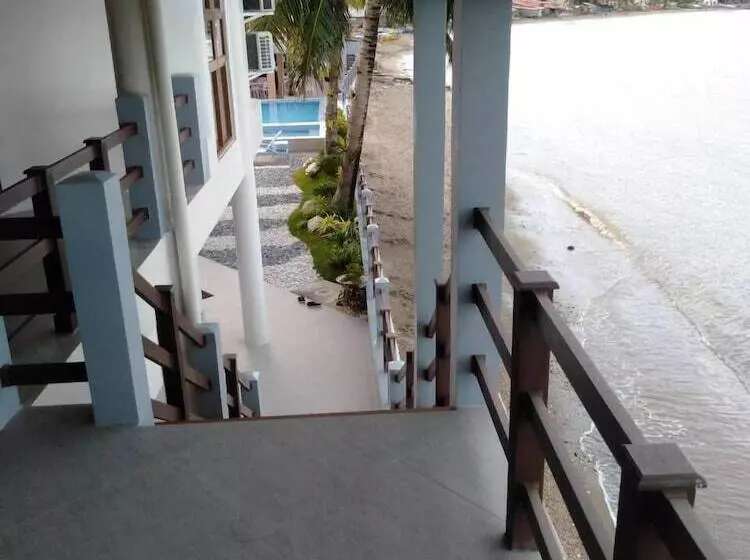 Nirvana Resort Puerto Galera